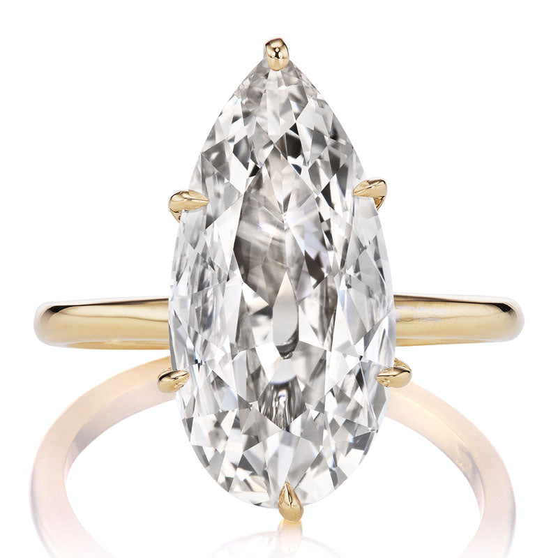 Stunning 4-carat Pear Shaped Diamond Engagement Ring